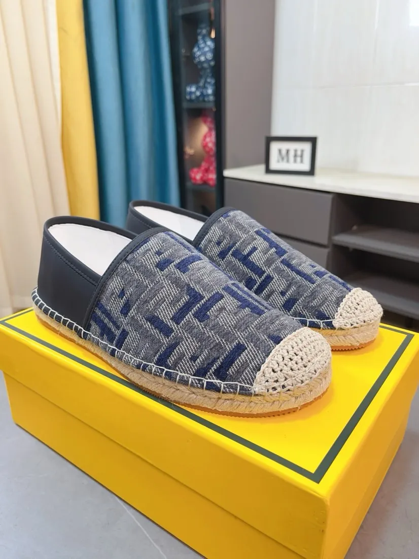 Men's shoes 💰400🌸🌸[FENDI] Fendi 💫Men's latest slip-on Loaf casual shoes ✔️The original one-to-one replica is available at the counter at the same time🏍️Fabrics: Italian imported fabrics, pure hand-pulled threads, raw rubber breathable and non-slip outsole, lining breathable and comfortable lambskin, density 100% comfortable, original rubber outsole wear-resistant ✔️Code number: 38-44, you deserve it, (Note: 45 can be customized, non-refundable and non-exchangeable)